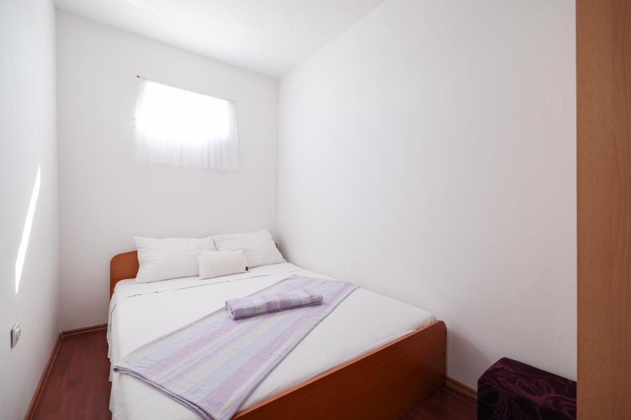 Apartments Miky Vrsi Eksteriør billede