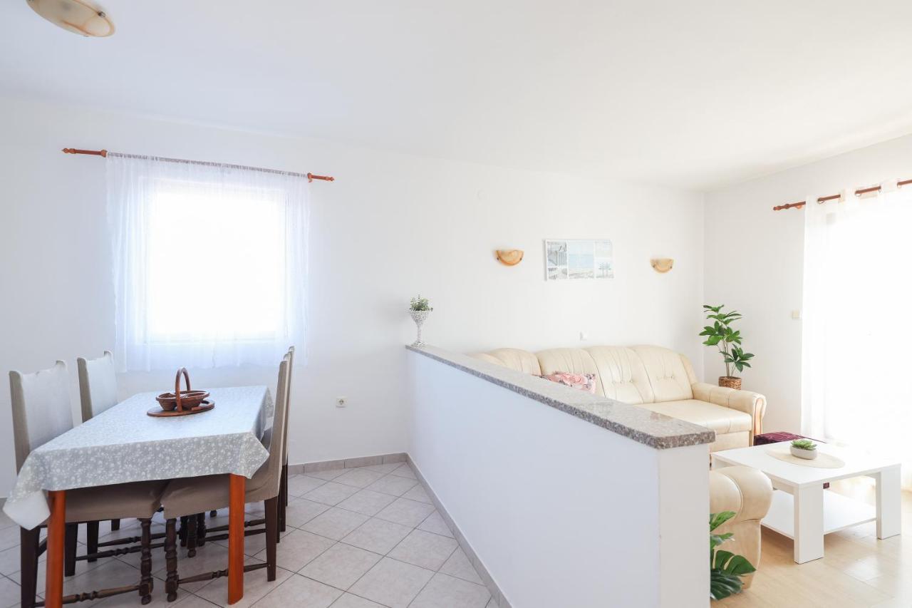 Apartments Miky Vrsi Eksteriør billede